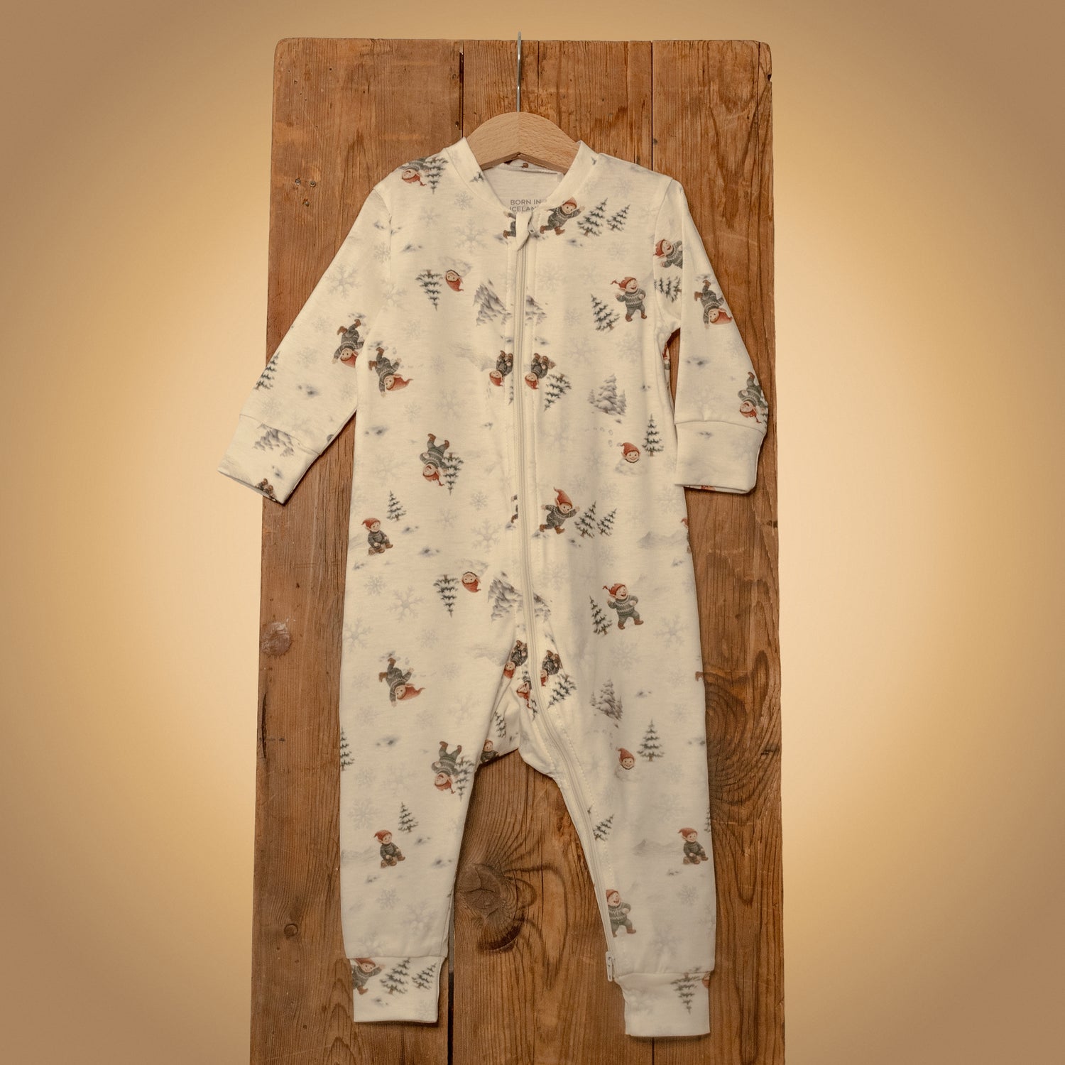 Patterned zip-up one-piece pajamas