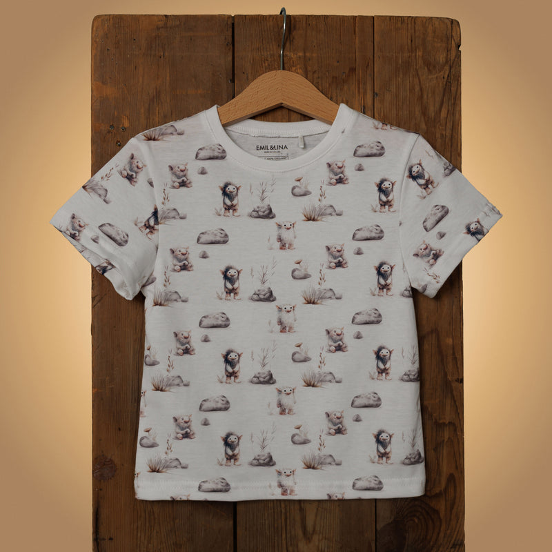Patterned T-shirt