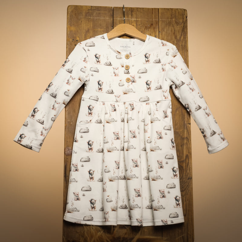 Patterned long-sleeved dress