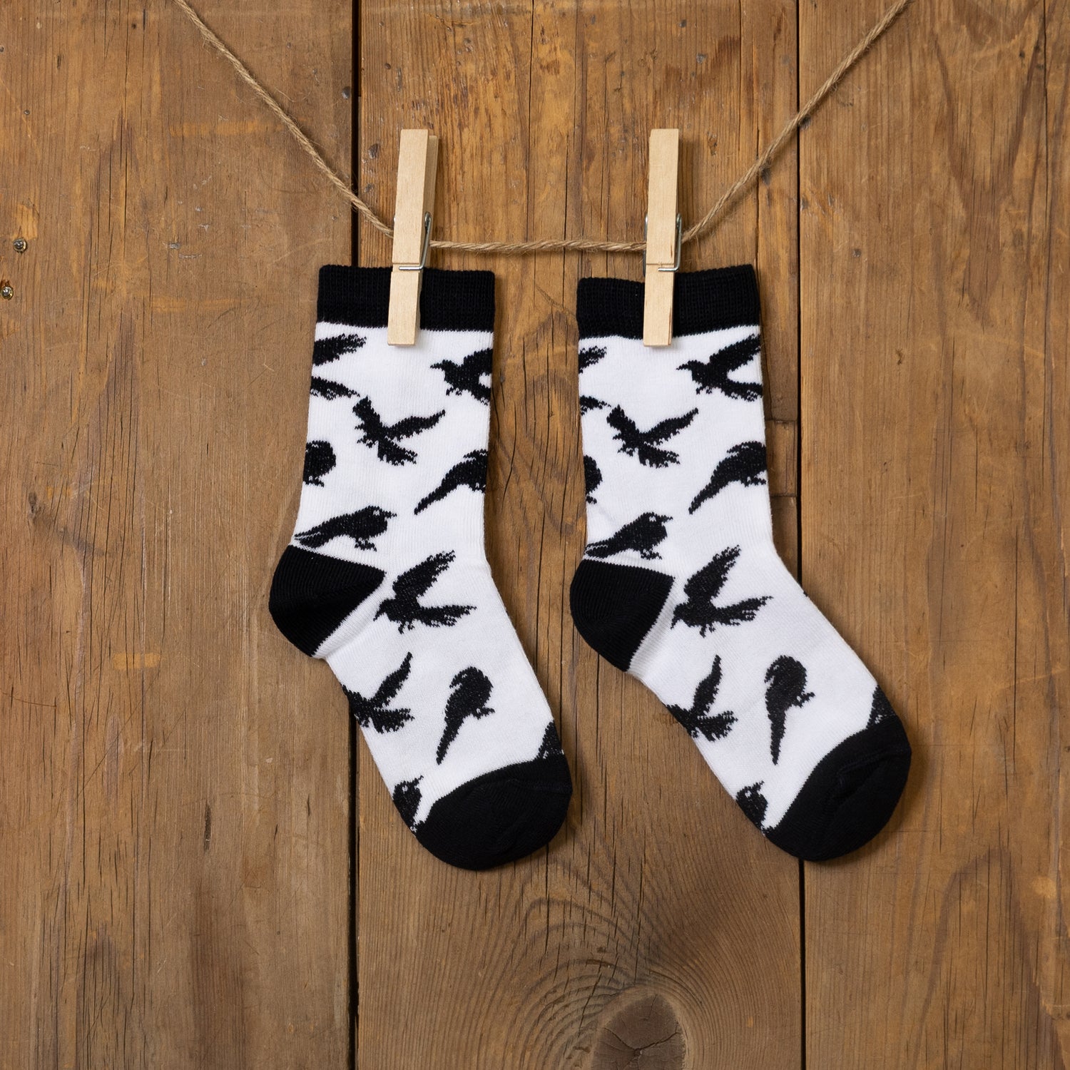Socks with raven pattern