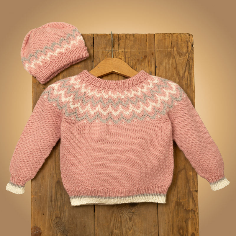 Anna sett með húfu