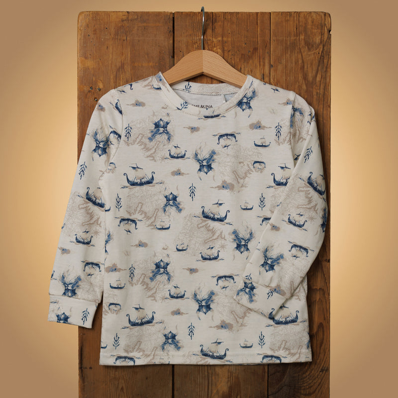 Patterned pajama set