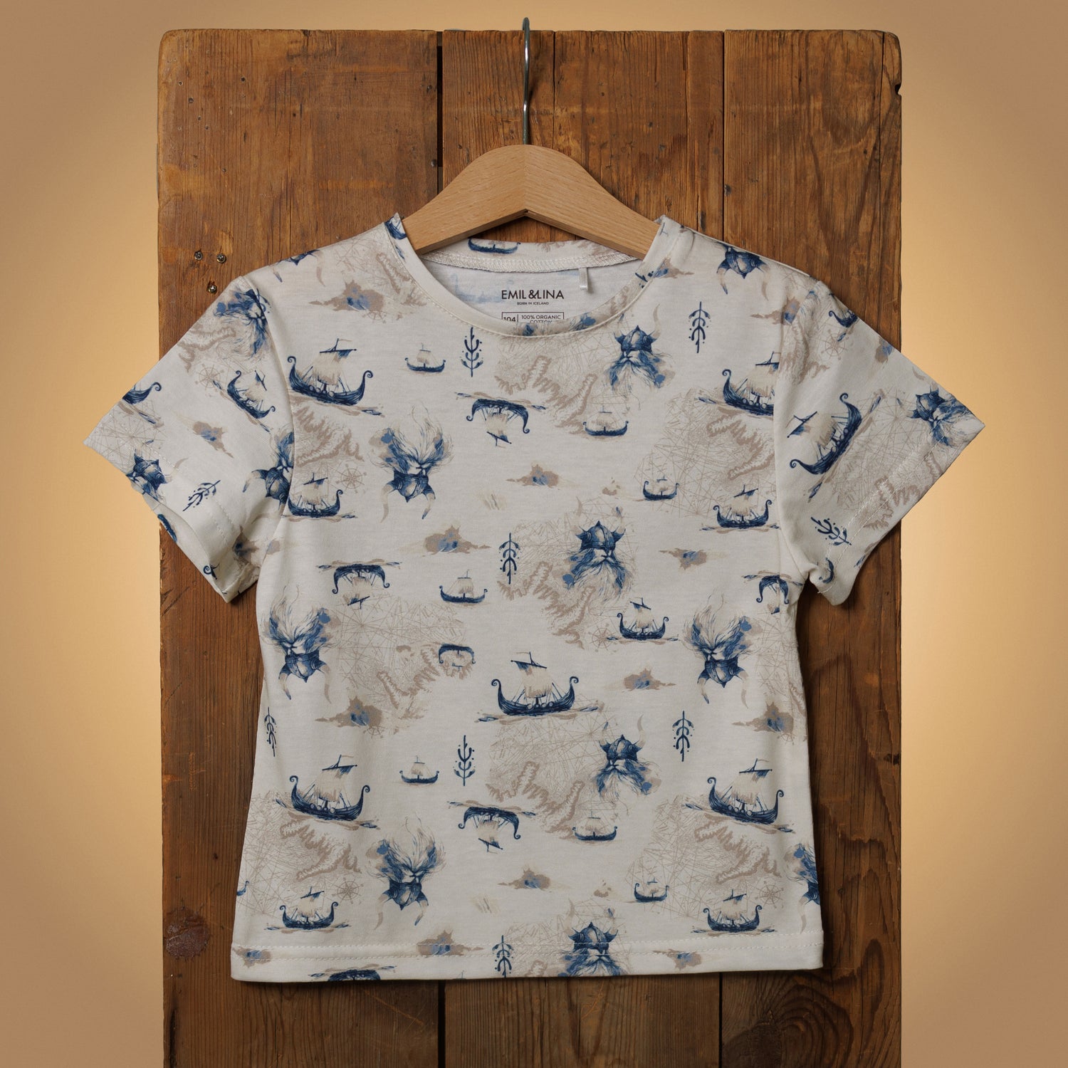 Patterned T-shirt
