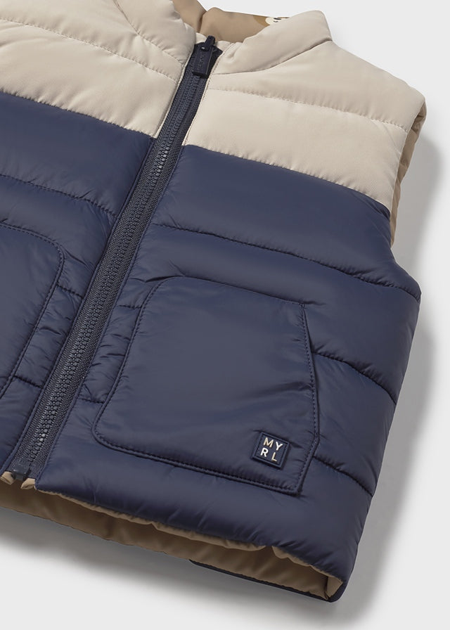 Reversible vest