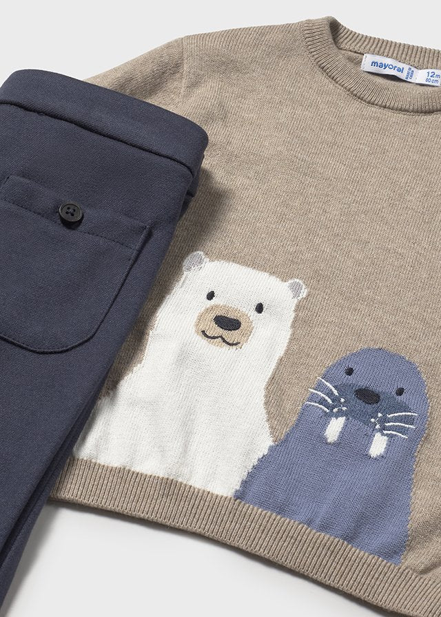 Set long trousers with sweater