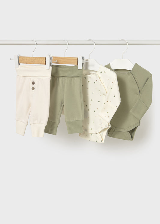 Knit set (4 garments)