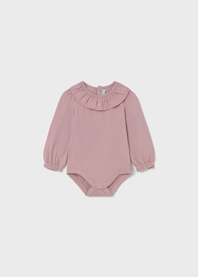 Body with embroidered collar