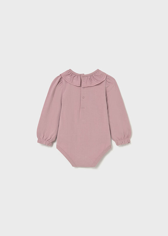 Body with embroidered collar