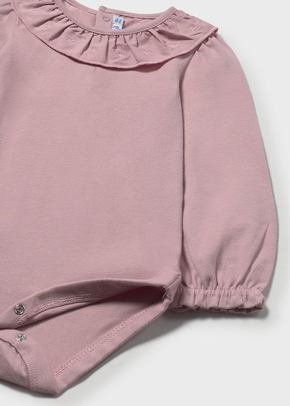 Body with embroidered collar