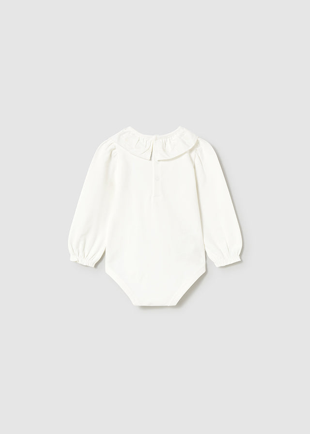 Body with embroidered collar