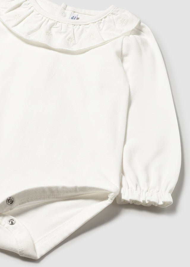 Body with embroidered collar