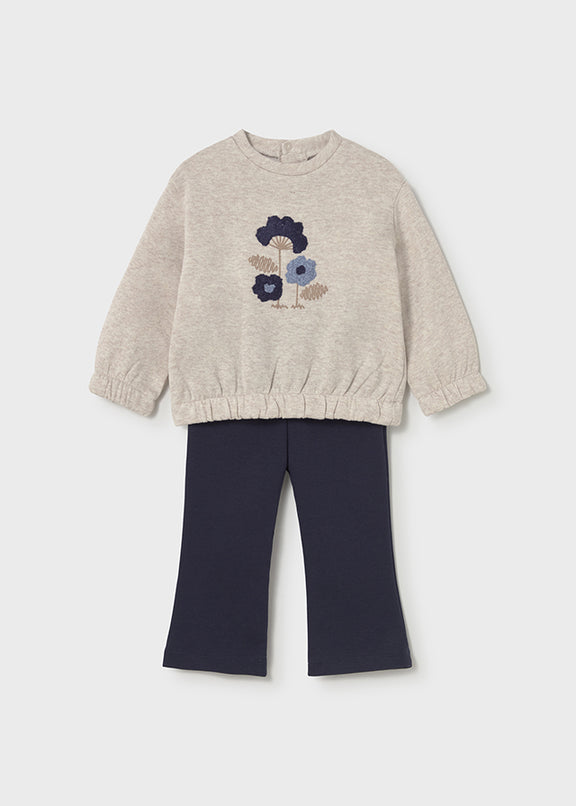 Pullover and leggings set