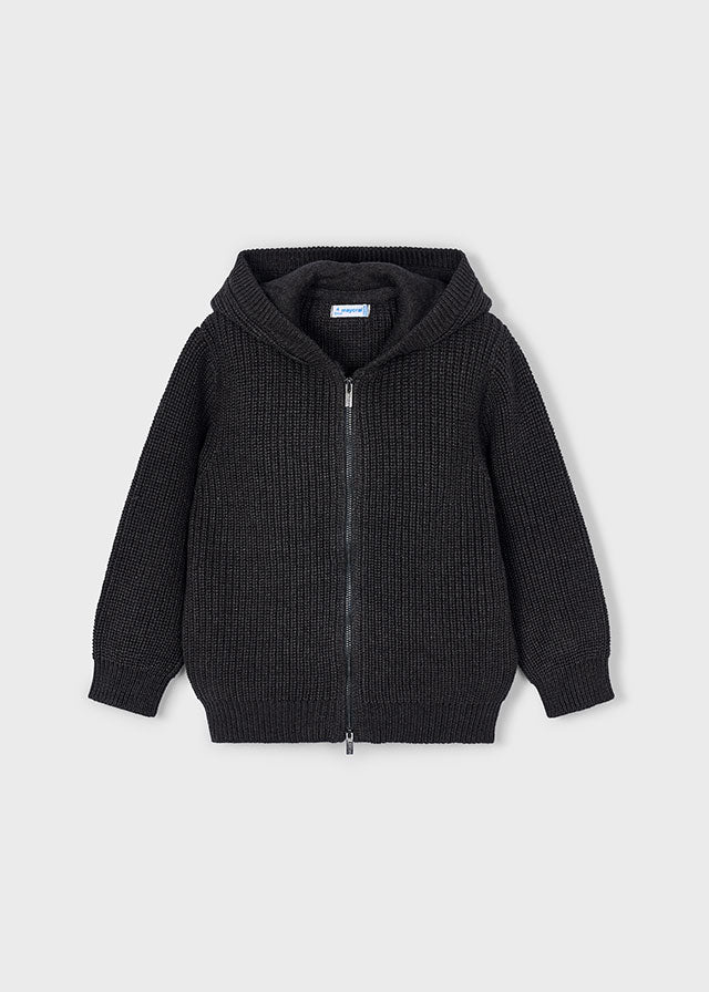 Knitting pullover with hood