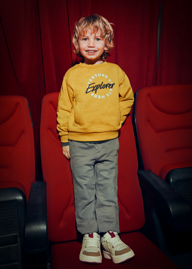 Embroidered pullover