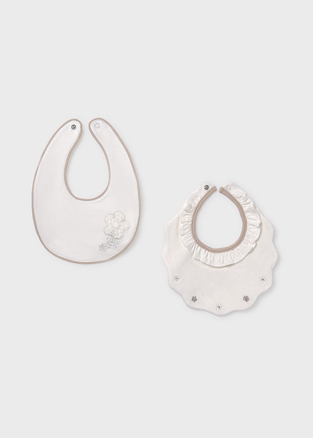 2 bibs set