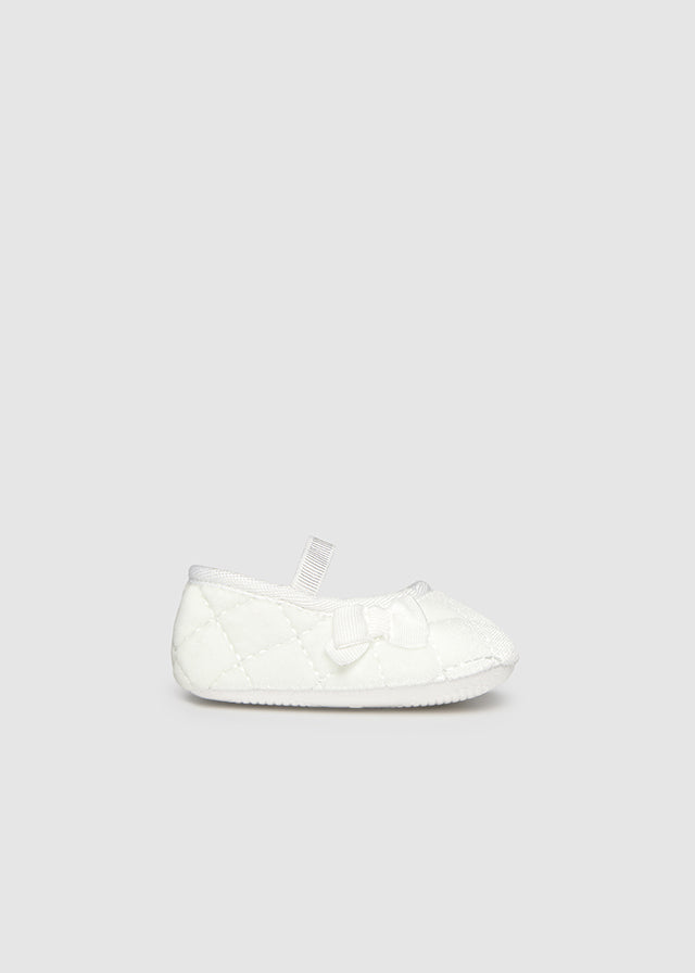 Velvet shoes