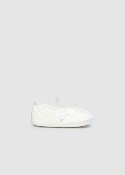 Velvet shoes