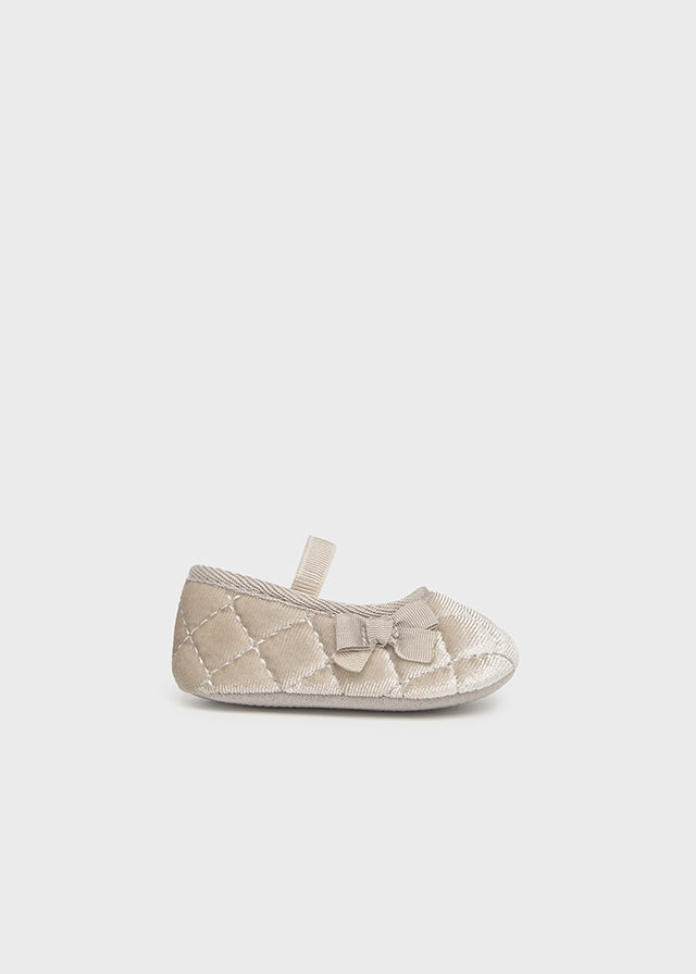 Velvet shoes