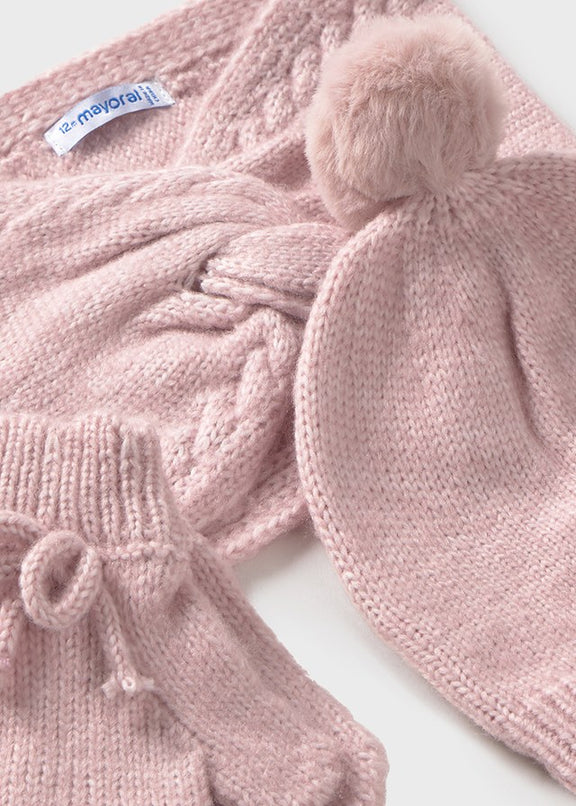 Hat-scarf set