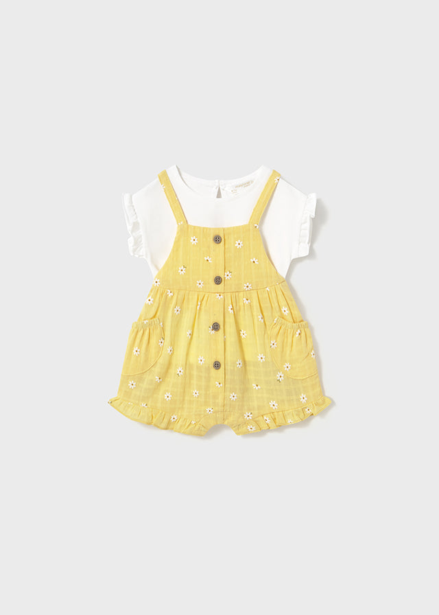 Overall and t-shirt set