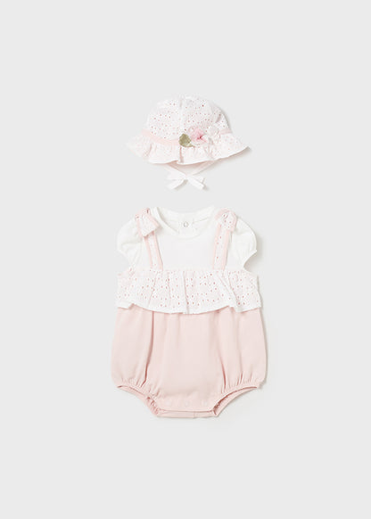 knit overall hat