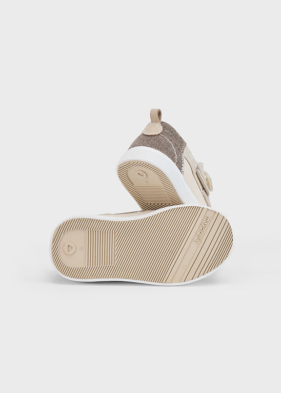 Velcro boat shoes