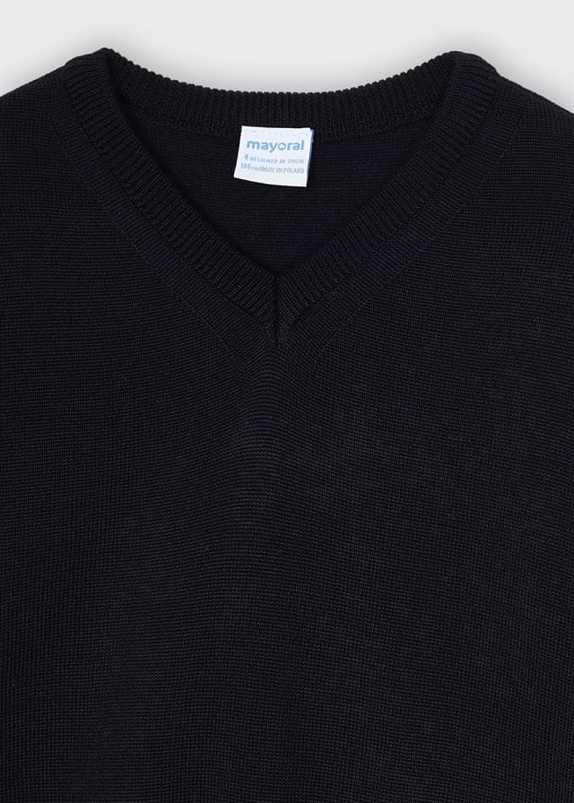 V-neck jumper